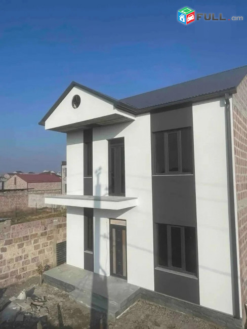 Վաճառվում է Առանձնատուն Կոտայքի մարզում, Զովունի Նորակառույց Առանձնատուն, Զորամասի հարևանությամբ, 2–հարկ յուրաքանչյուր հարկը 65քմ, ընդանուր135քմ, գաջված, հողի մակերեսը 250քմ,