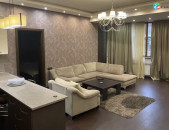 AV0624 Օրավարձով է տրվում 2 սենյականոց բնակարան Մեսրոպ Մաշտոցի պողոտայում
