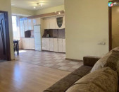 AV0752 Վարձով է տրվում 2 սենյականոց բնակարան Վարդանանց փողոցում