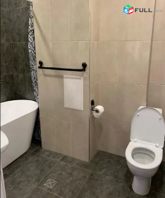 AV0514 Վարձով է տրվում 3 սենյականոց բնակարան Երվանդ Քոչարի փողոցում