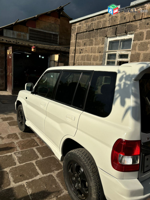 Mitsubishi Pajero Pinin (IO) , 2000թ.