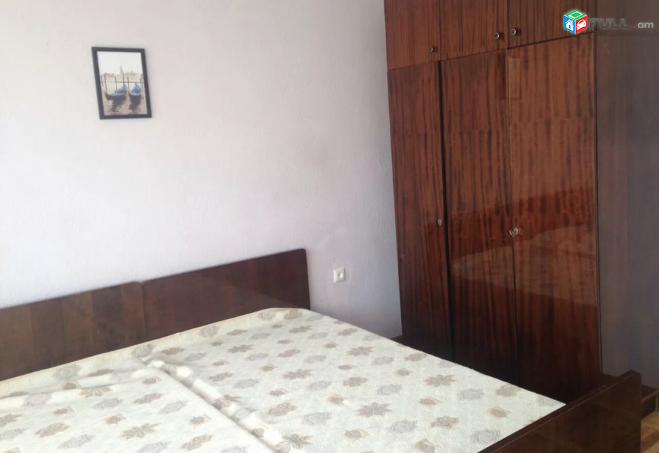 Varcov bnakaran Arabkirum CT007