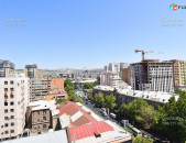 Շտապ Վաճառվում է,3 սենյականոց բնակարան Ամիրյան փողոցում, 70 ք.մ., 11/16 հարկ, կապիտալ վերանորոգված