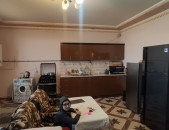 Փարաքարի նախկին ԳԱԻ-ից աջ 3կմ Մերձավանի Այգեկ գյուղում,հողը 2100քմ,տունը 487քմ