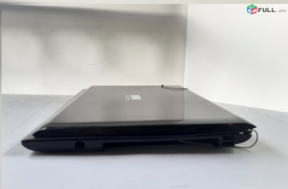 SAMSUNG NP-R522 պահեստամասեր ամեն ինչ разборка на запчасти