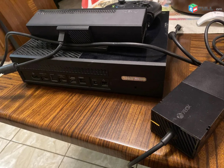Microsoft Xbox One (Model 1540) 500 GB Game Console խաղաին համակարգ Игровая приставка