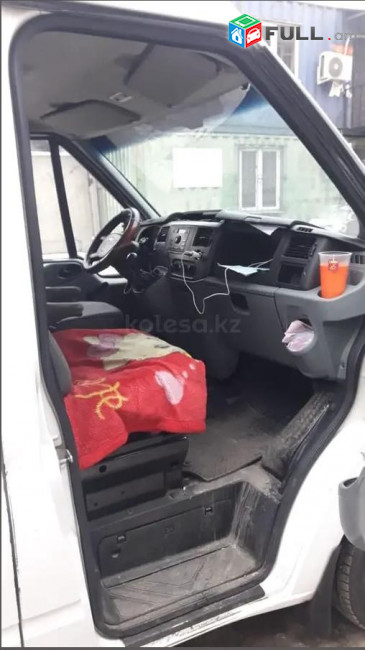 Վարձով FORD Transit 2013թ բենզին-գազ 3 բալոն * գործարանային գազ օդ - մինև 2 տոննա аренда грузовика для бизнеса