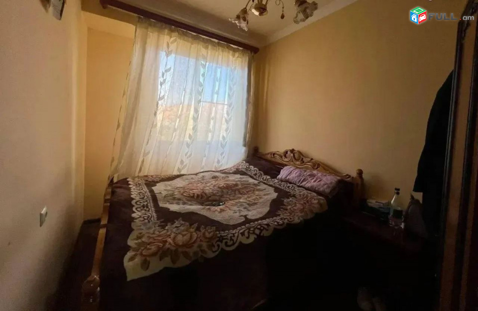 կօդ 8310 / Խաղաղ Դոնի փողոց