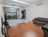 IN0149 Վարձով 2 սենյականոց բնակարան Չարենցի փողոցում