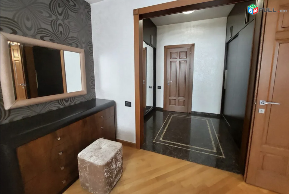 IN0580 Վարձով 3 սենյականոց բնակարան նորակառույց շենքում Հյուսիսային պողոտայում