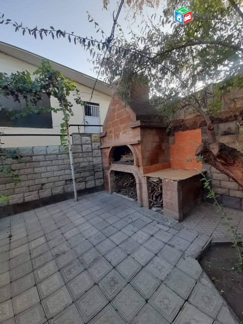 Քարե տուն