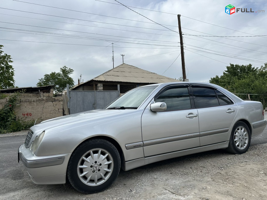 Mercedes-Benz E-Class , 2001թ.