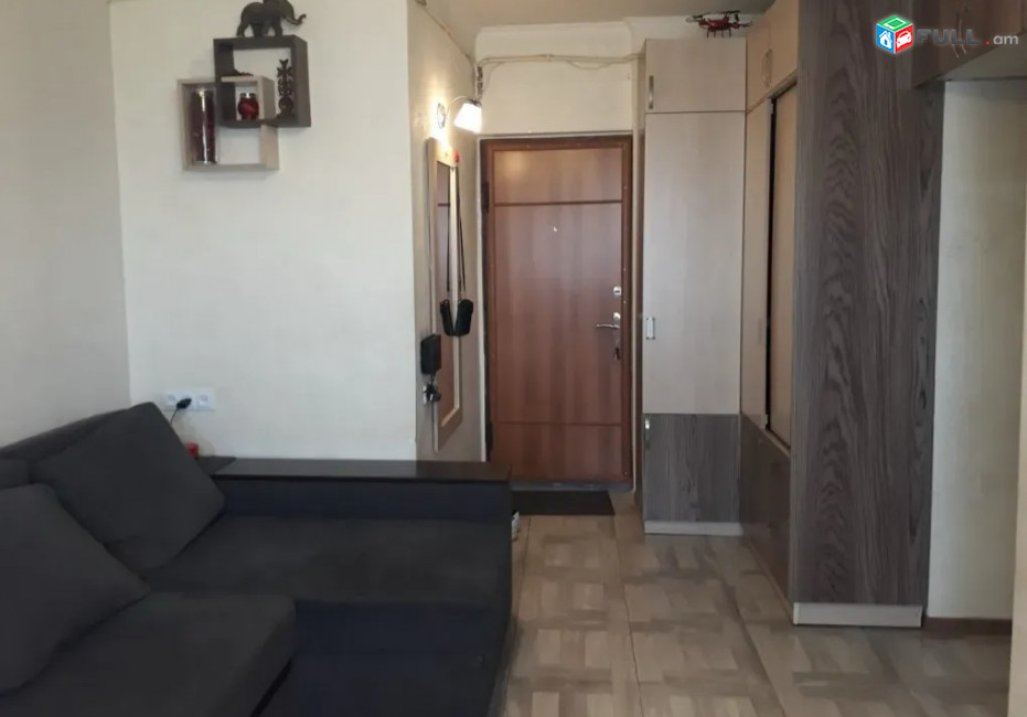2 սենյականոց բնակարան Խաղաղ Դոնի փողոցում, 43 քմ, նախավերջին հարկ (Կոդ B2-035)