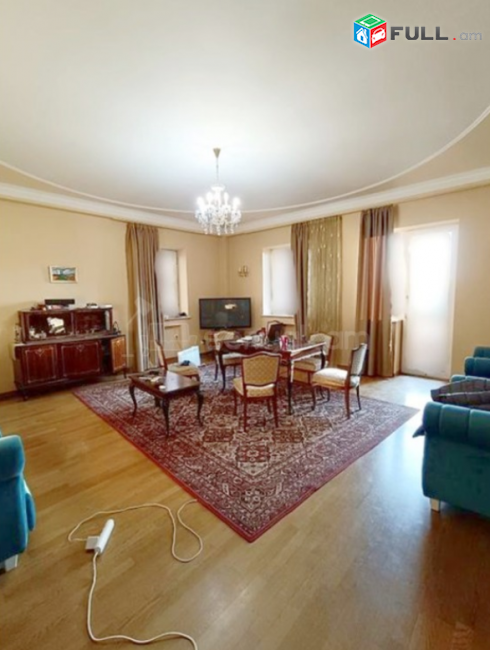 ՀՅՈՒՍԻՍԱՅԻՆ պողոտա նորակառույց, 5 սենյակ, 3 բաց պատշգամպ, 9/5 հարկ, 185 քմ  ՇՏԱՊ 