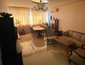 Դերենիկ Դեմիրճյանի փողոցում, 175 քմ, նախավերջին հարկ, 2 սանհանգույց