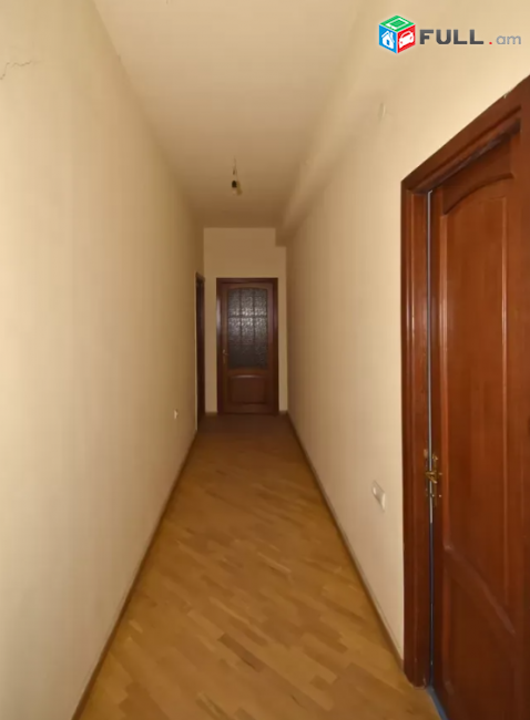 3 սենյականոց բնակարան նորակառույց շենքում Արամի փողոցում, 130 քմ, 3/14 հարկ, 2 սանհանգույց