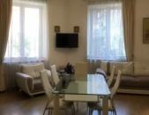 3 սենյականոց բնակարան Վարդանանց փողոցում, 90 քմ, 2/4 հարկ, բարձր առաստաղներ, կապիտալ վերանորոգված