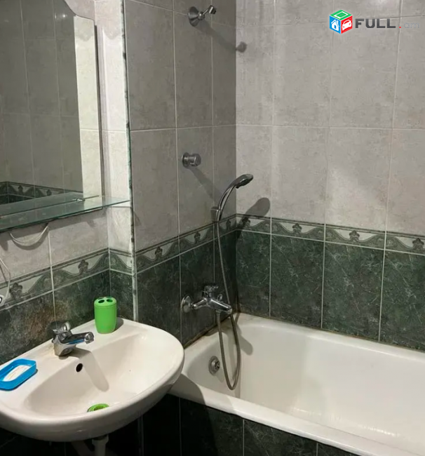 1 սենյականոց բնակարան Նար-Դոսի փողոցում, 49 քմ, 4/9 հարկ, կապիտալ վերանորոգված