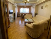 Նար-Դոսի փողոցում, 82 քմ, 6/9 հարկ