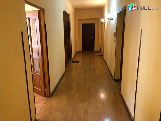Սայաթ Նովա Պիրամիդային մոտ 1 գիծ 6 սենյակ մուտքը շքամուտքից Саят Нова Sayat Nova
